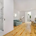 Whome Chic 1-bed W/ Patio Perfect To Explore Daire