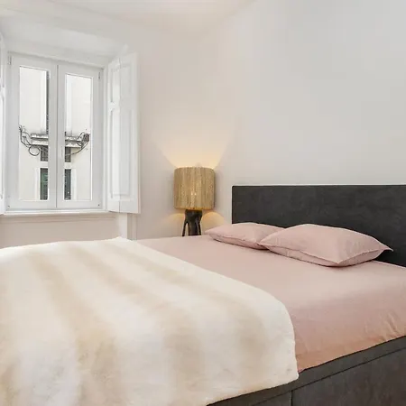 Whome Chic 1-bed W/ Patio Perfect To Explore Apartment Lisbon